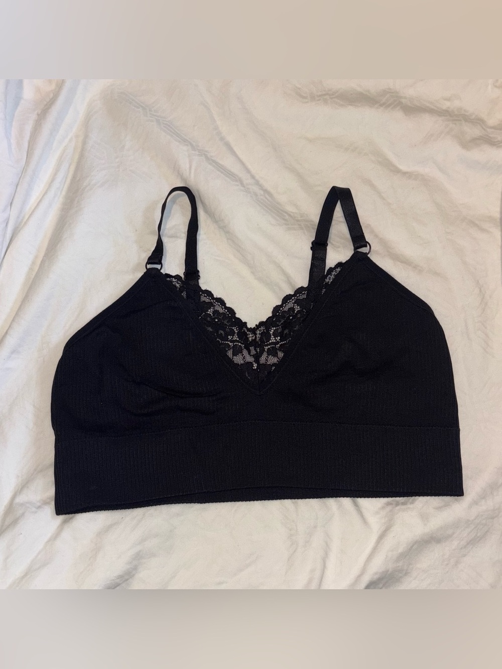 Torrid Unlined Seamless Plunge Bralette Size 1